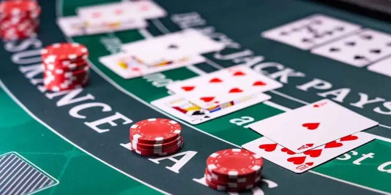 Hướng dẫn về luật chơi Blackjack – Chơi đúng để luôn thắng 3 Tổng hợp luật chơi Blackjack cho cược thủ
